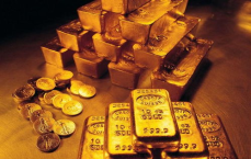 黄金市场风云变幻：揭秘黄金大跌的神秘时刻