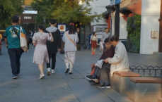 镜头下的甜蜜瞬间：捕捉爱情的真实模样